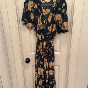 Gibson Latimer Gold and Green Flutter Sleeve Sundress